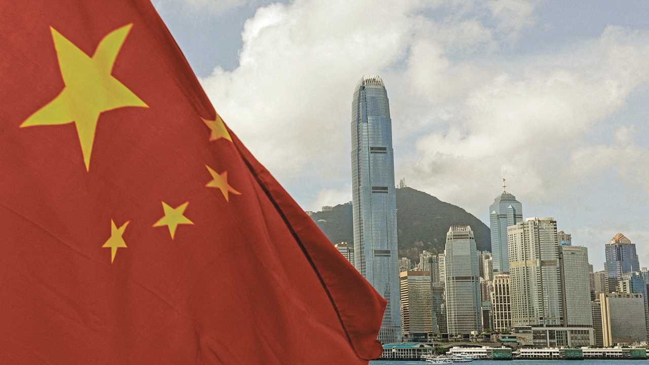 China critica a países que negocian los aranceles de Trump