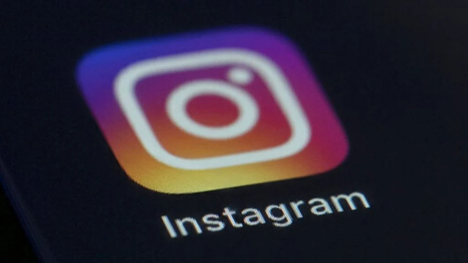 Instagram usa IA para detectar que las cuentas de los usuarios adolescentes tengan la edad permitida