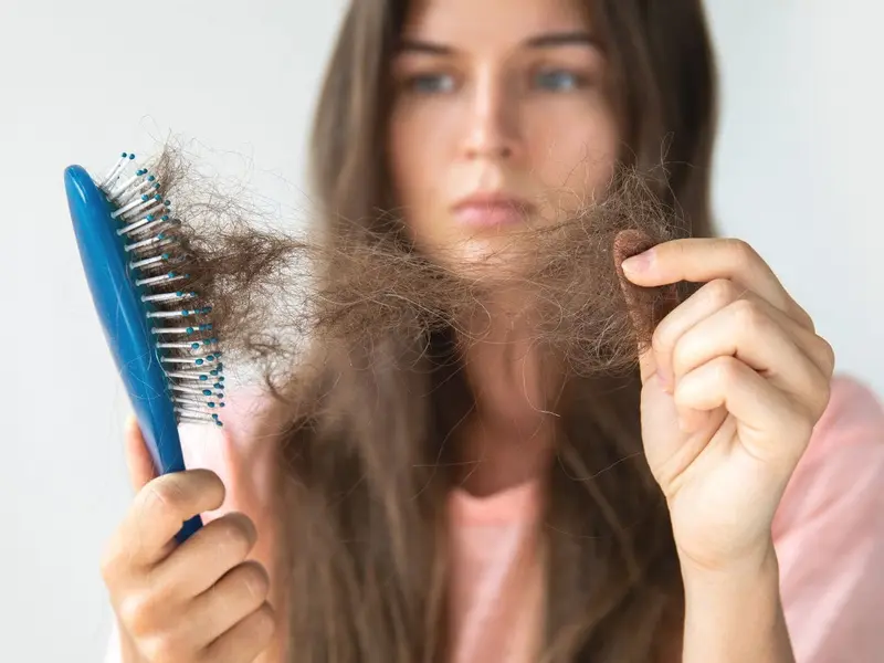 ¿En qué meses se cae más el cabello? Lo que debes saber de la caída de pelo estacional