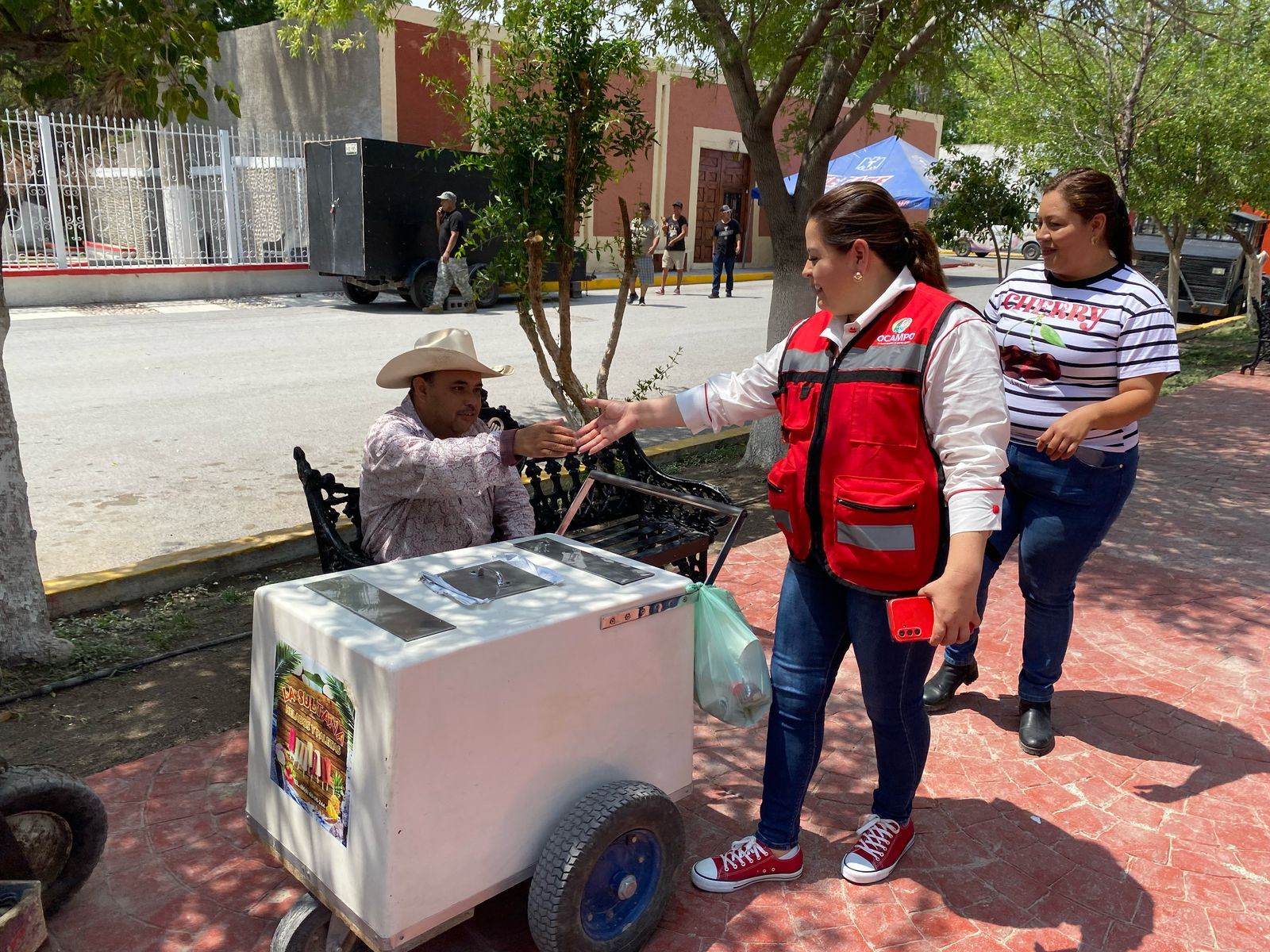 La alcaldesa Adriana Valdéz intensifica recuperación y rehabilitación de espacios públicos en Ocampo