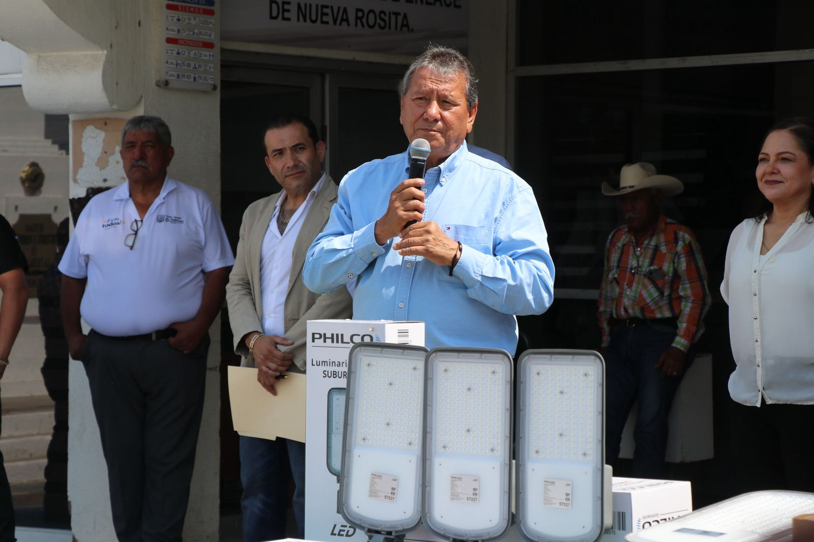 Sortea Óscar Ríos automóvil del predial y anuncia más inversión en obras