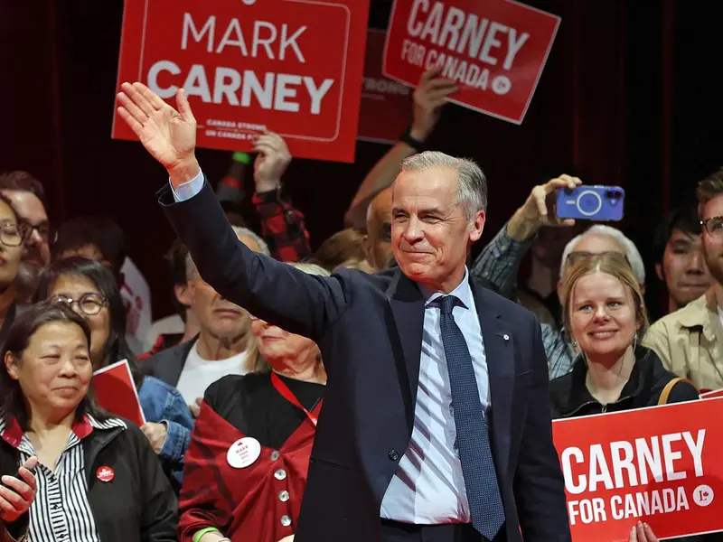 Mark Carney gana elección en Canadá; pide no olvidar la ‘traición’ de EU