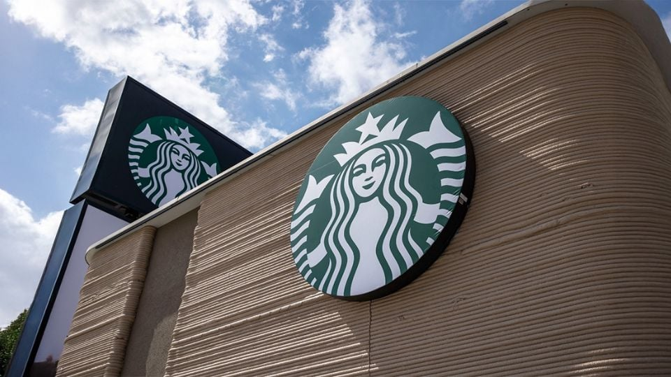 Starbucks abre su primera tienda impresa en 3D en Texas, cerca de la frontera con México