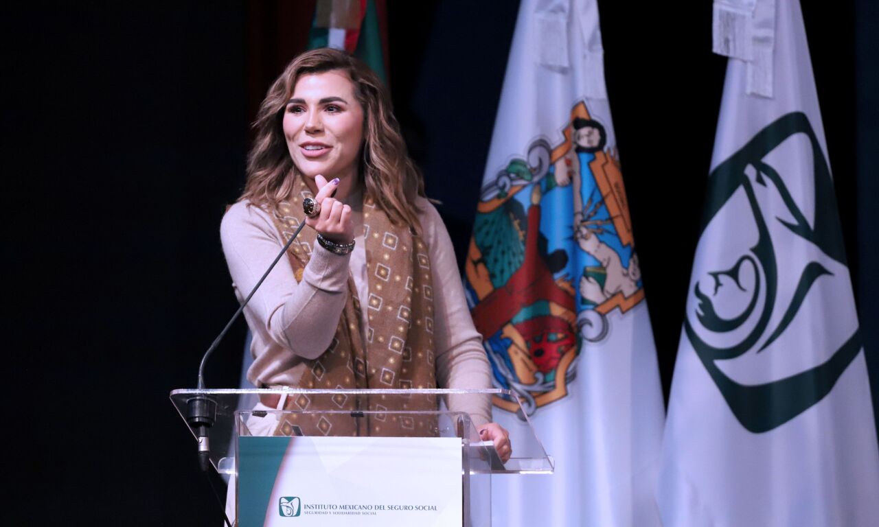 Retira EU visa a Gobernadora 4T