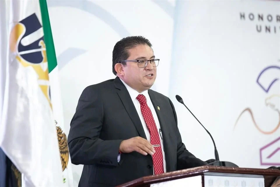 Cae rector de la UAZ por violación de menor