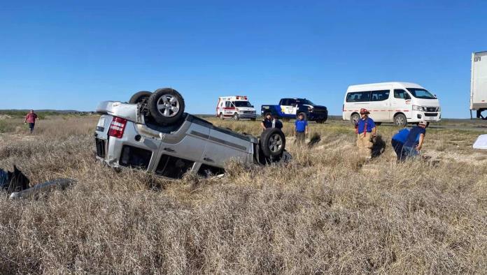 Salvan la vida texanas tras un fuerte accidente