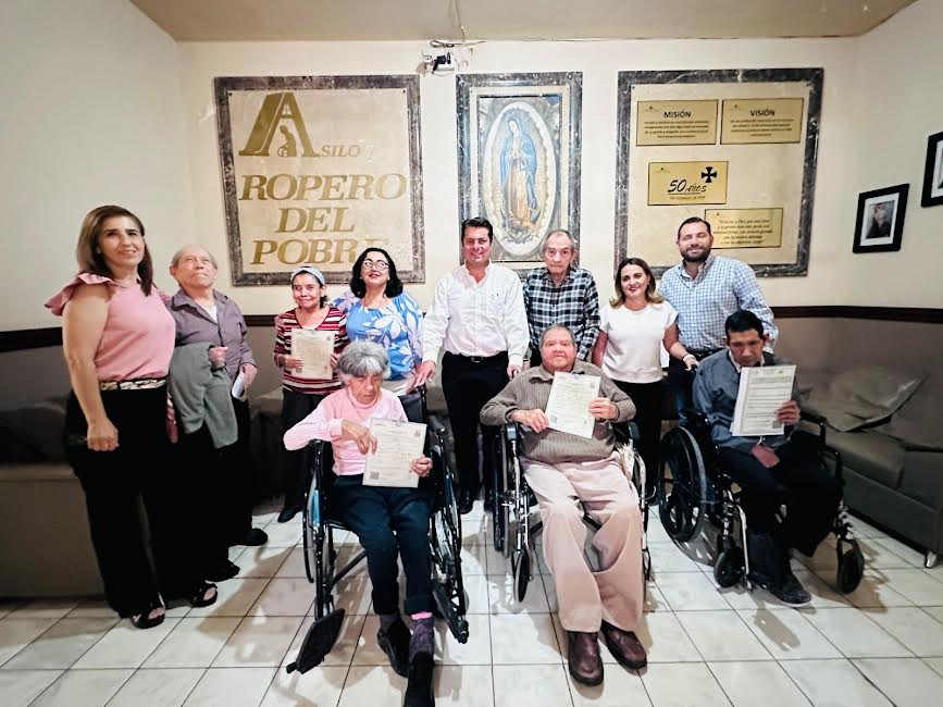 Devuelven identidad a adultos sin registro oficial