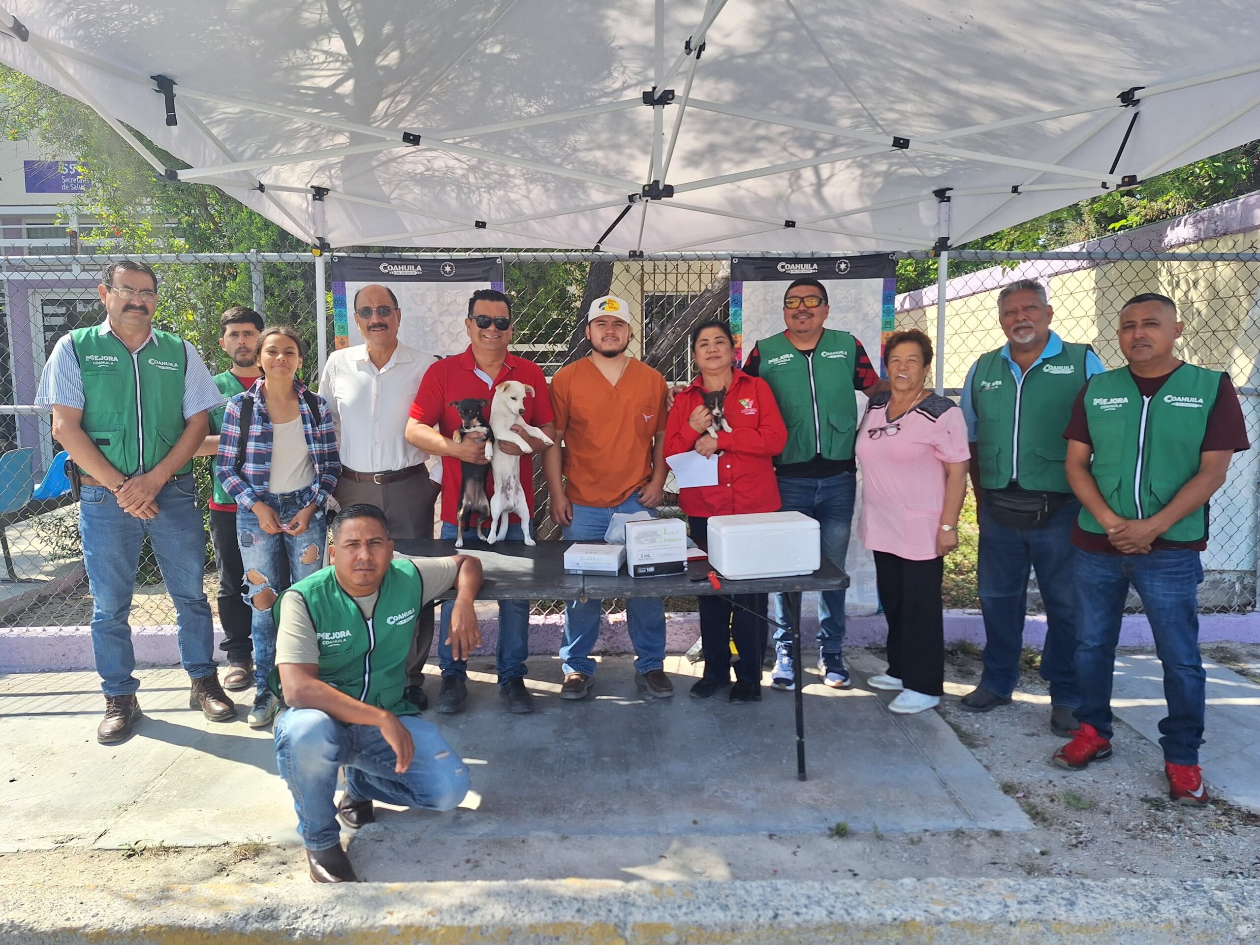 Sigue Castaños procurando el bienestar de las mascotas