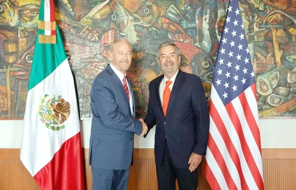 Se reúne Canciller De la Fuente con nuevo Embajador de EU