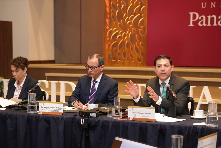 Presenta Rector de la UAdeC avances en impulso al deporte
