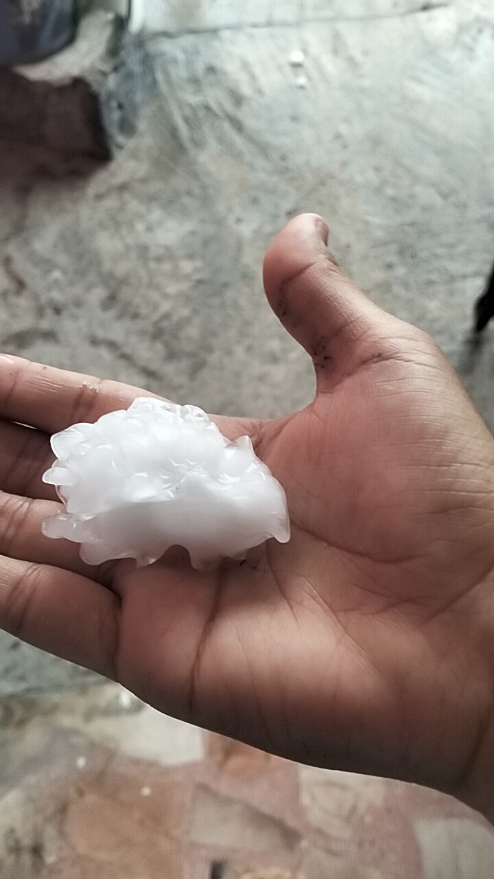 Sorprende a Frontera granizo de gran tamaño