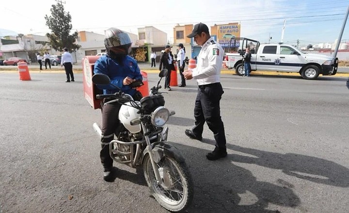 Refuerzan vigilancia a motociclistas en 4-C