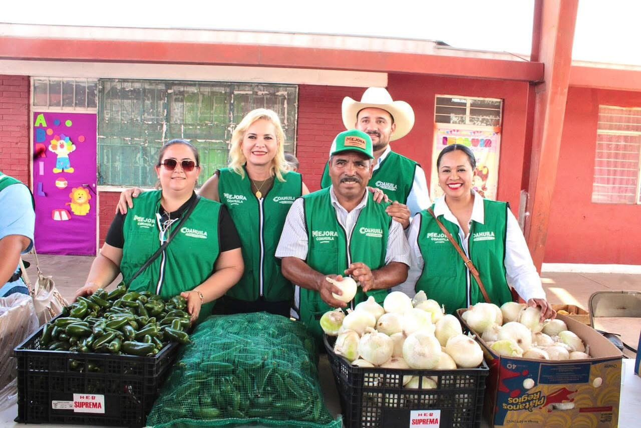Con el Mercadito Mejora apoya Múzquiz a familias
