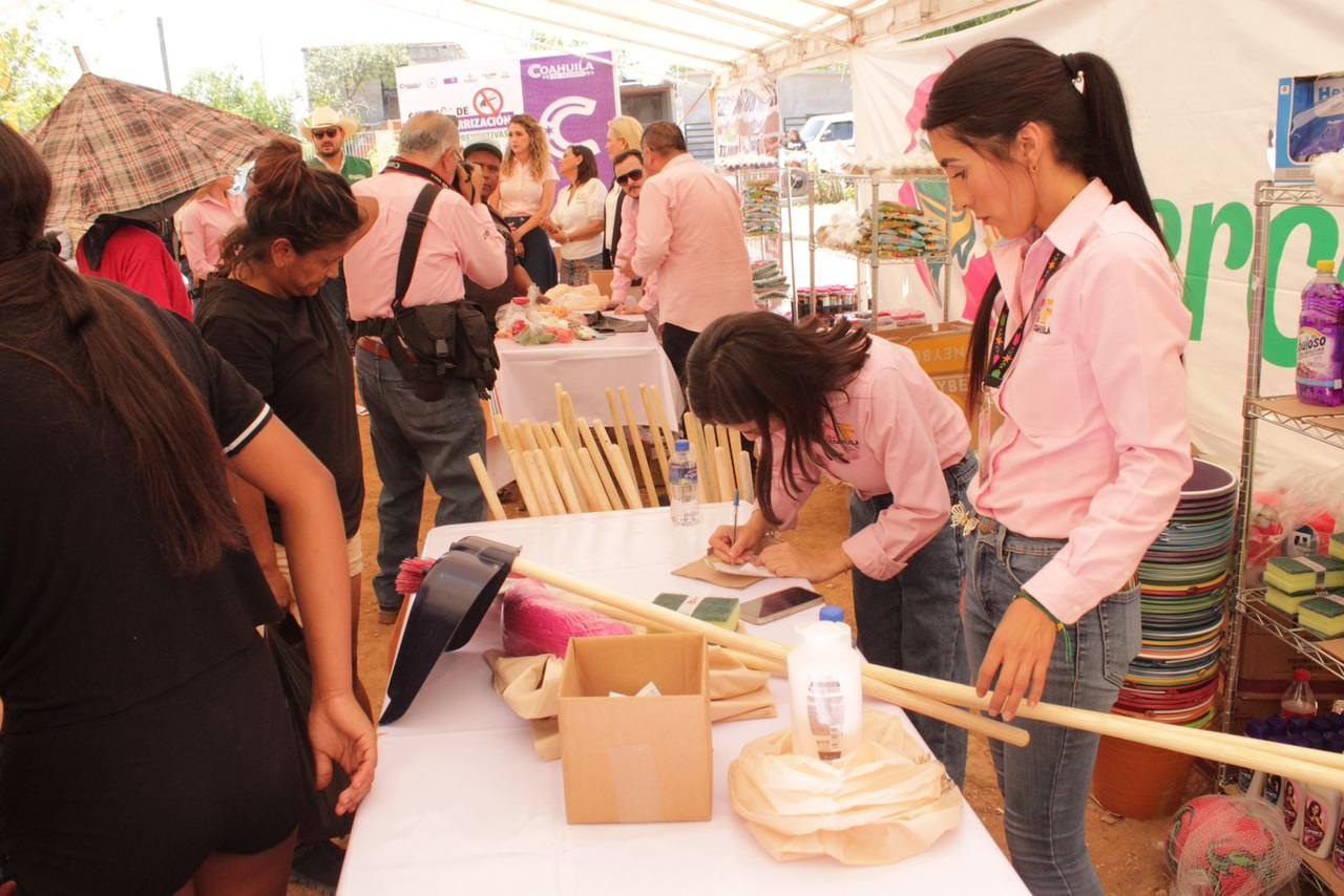Lleva jornada a Múzquiz “Mercadito Pa’ Delante”