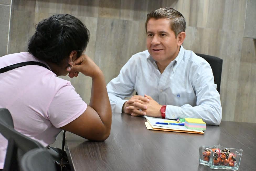 Mantiene Alcalde cercanía ciudadana