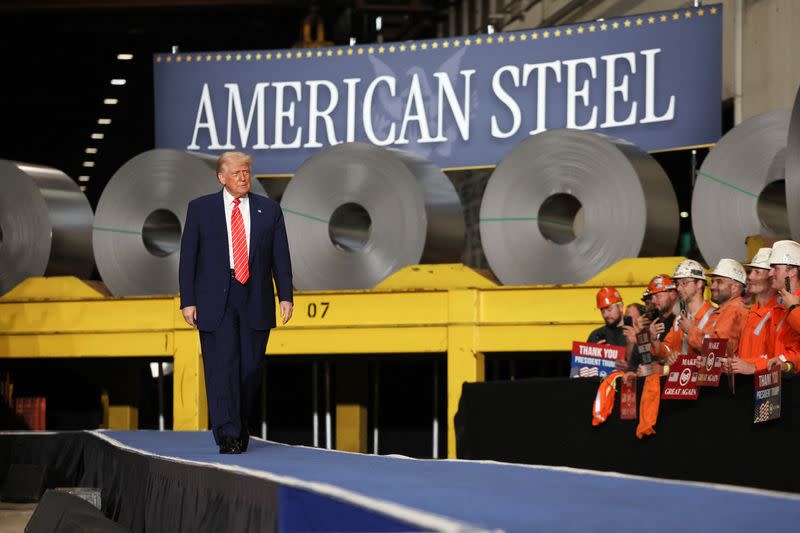 Amenaza Trump con 50% arancel al acero