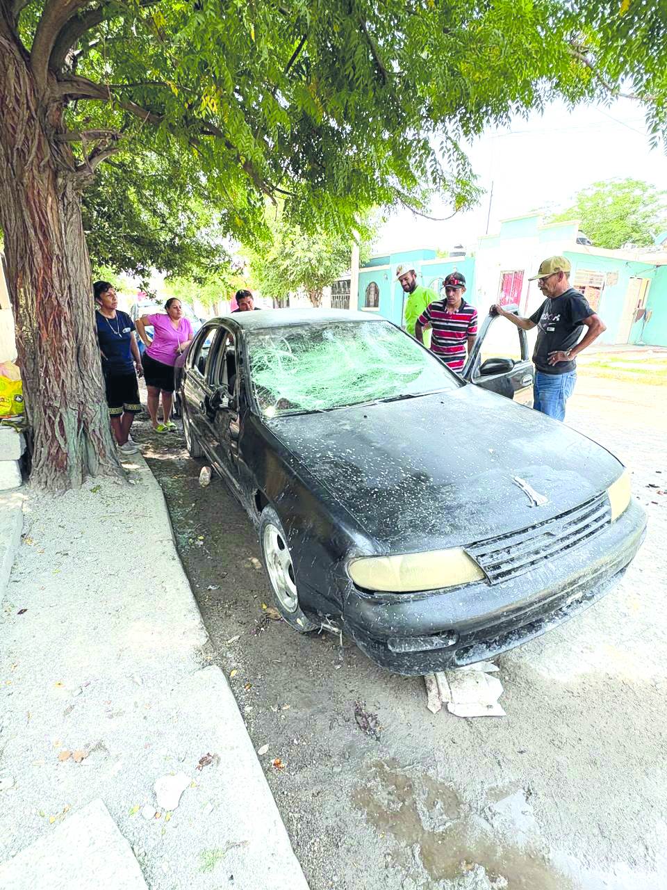 “El me golpeó y me encerró”, dice acusada de quemar casa