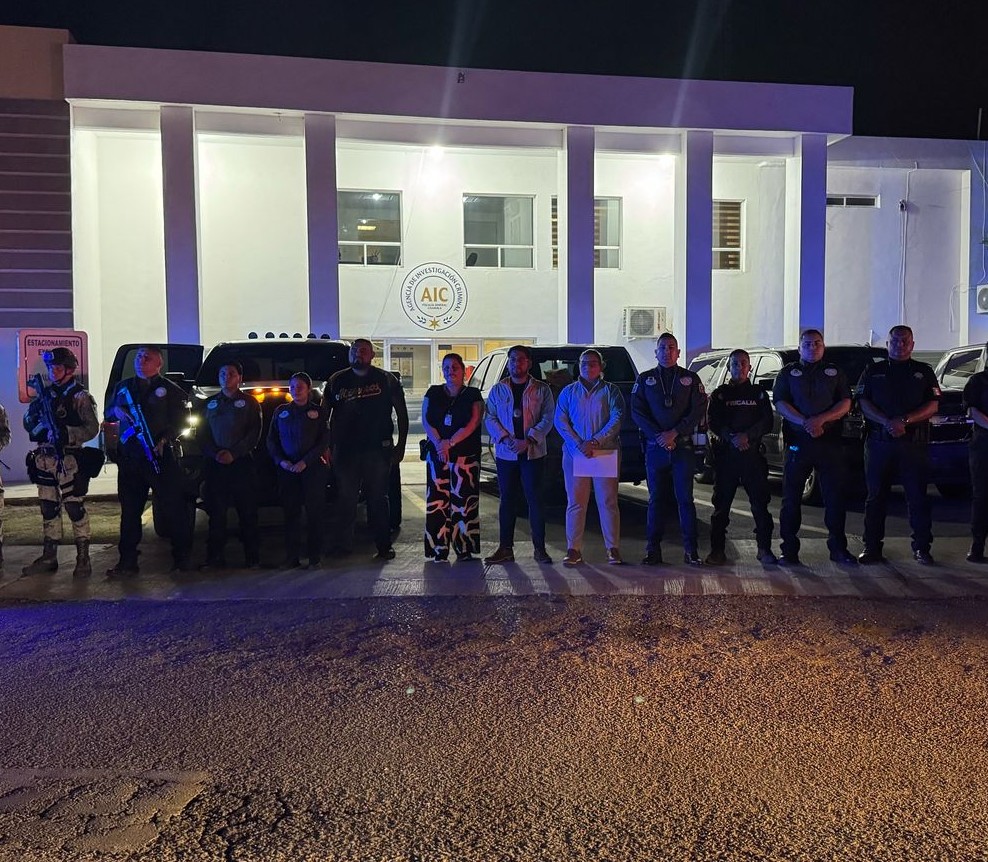 Catean casa de Yuvisela y asegura AIC camioneta