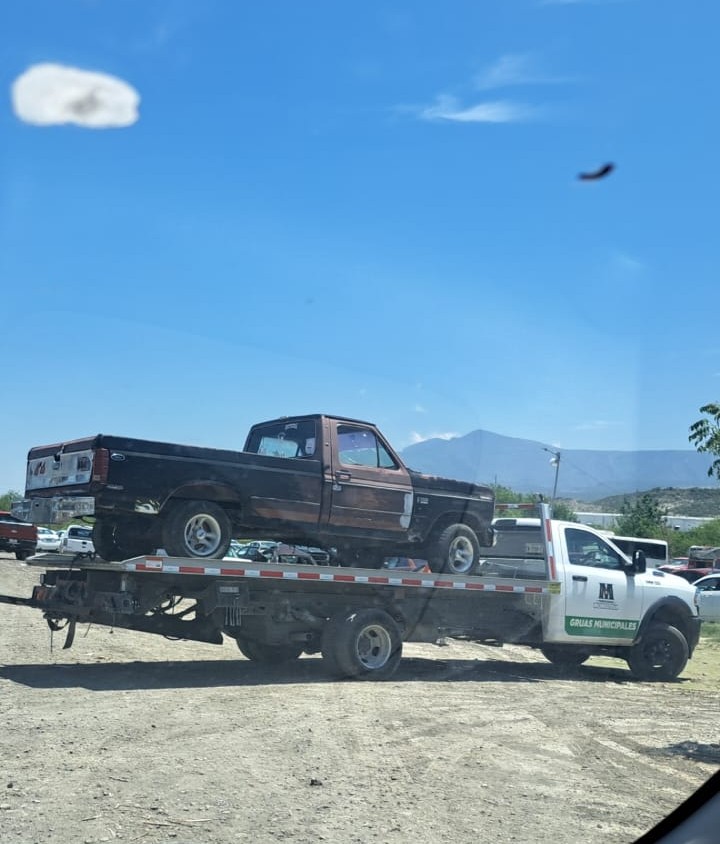 Sanciones de 4 mil pesos por abandonar vehículos