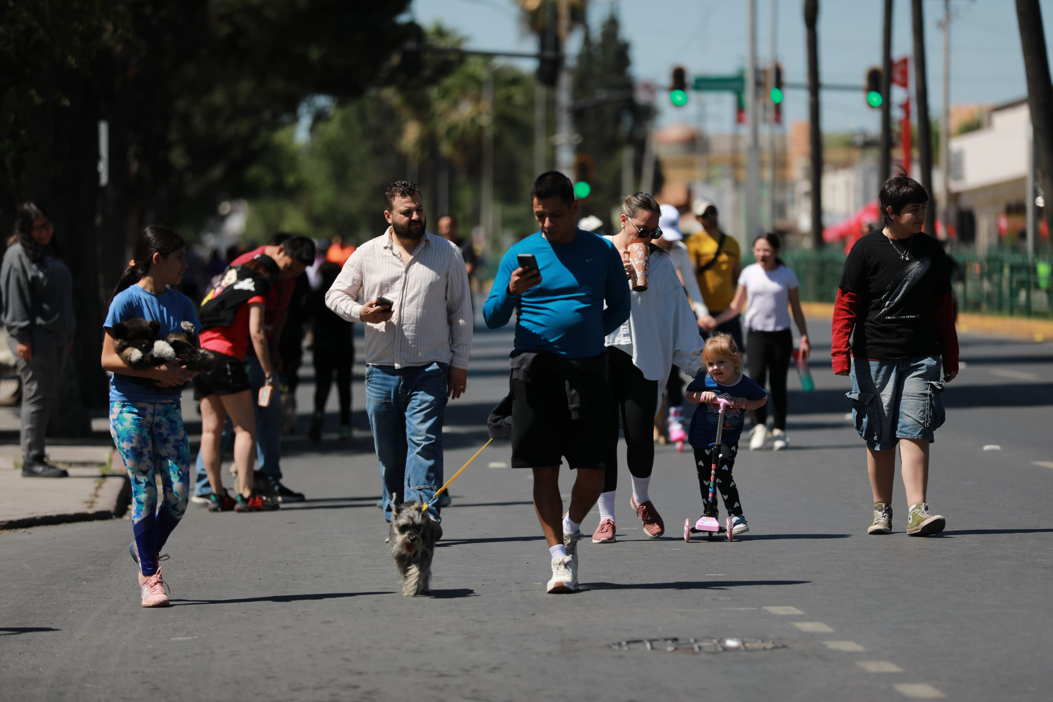 Saltillenses disfrutan la Ruta Recreativa