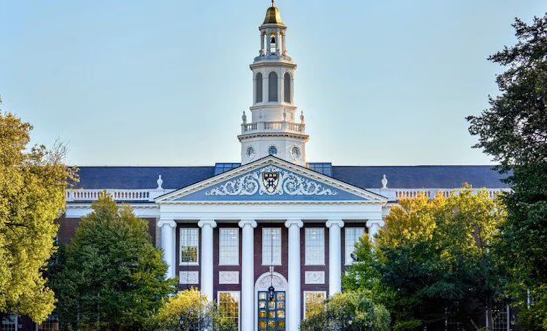 Trump recorta 450 mdd más a Harvard; «amenaza» la libertad académica, afirma presidente de la universidad