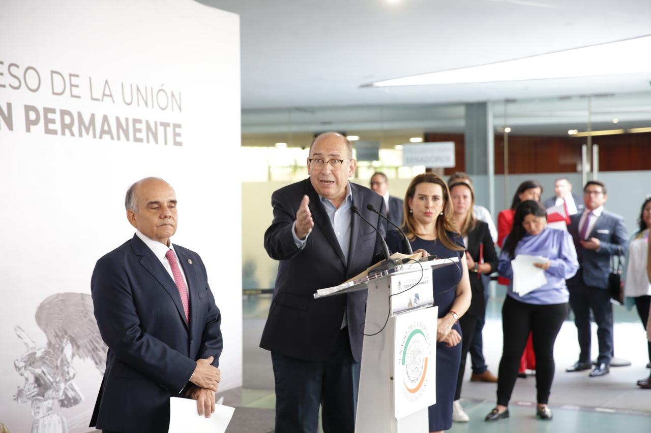 CUANDO SE CALLA A LOS PERIODISTAS O SE MATA A LOS POLÍTICOS, SE ATENTA CONTRA LA DEMOCRACIA: RUBÉN MOREIRA