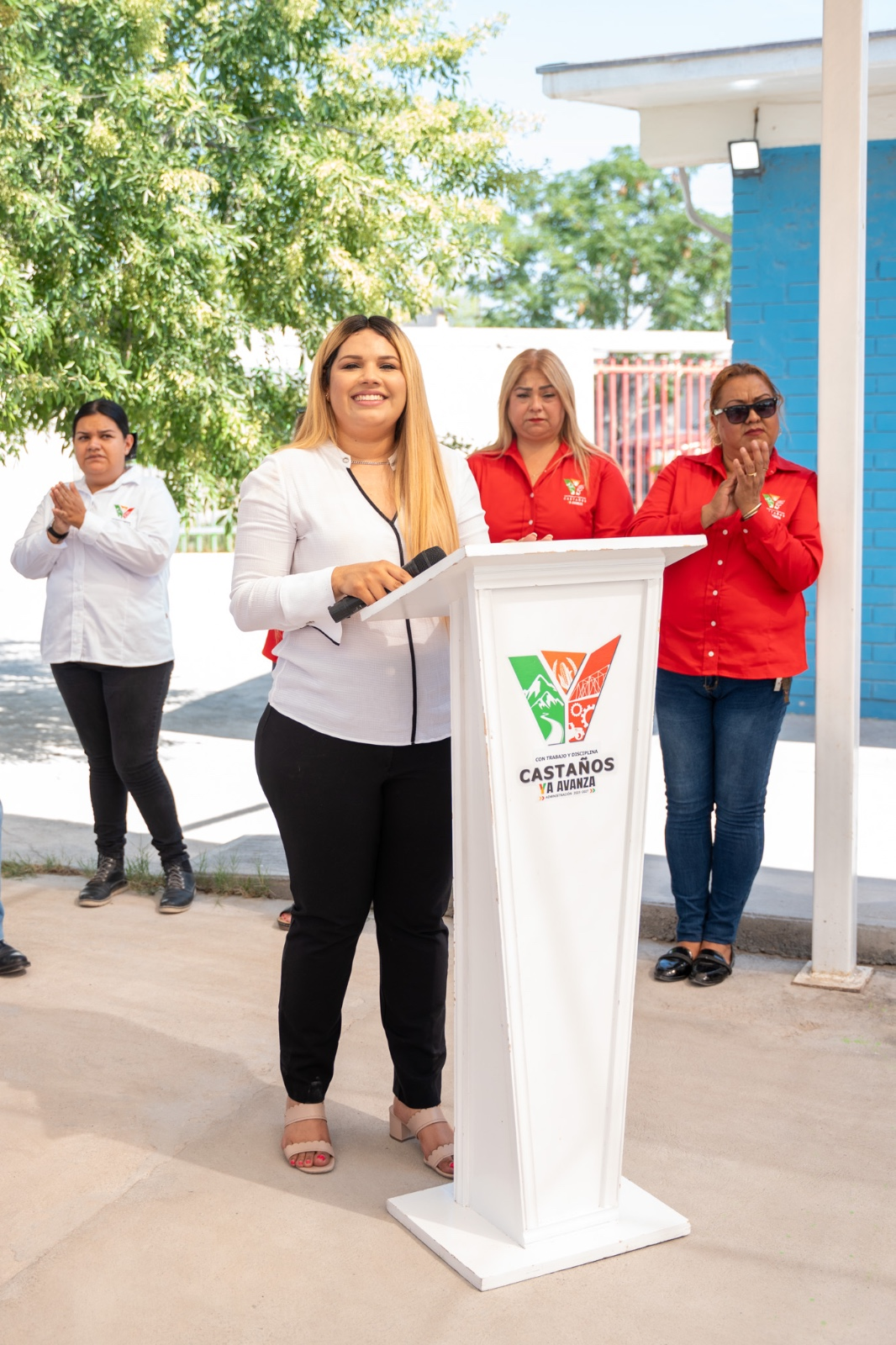 Garantiza Yesica espacios educativos más limpios y seguros