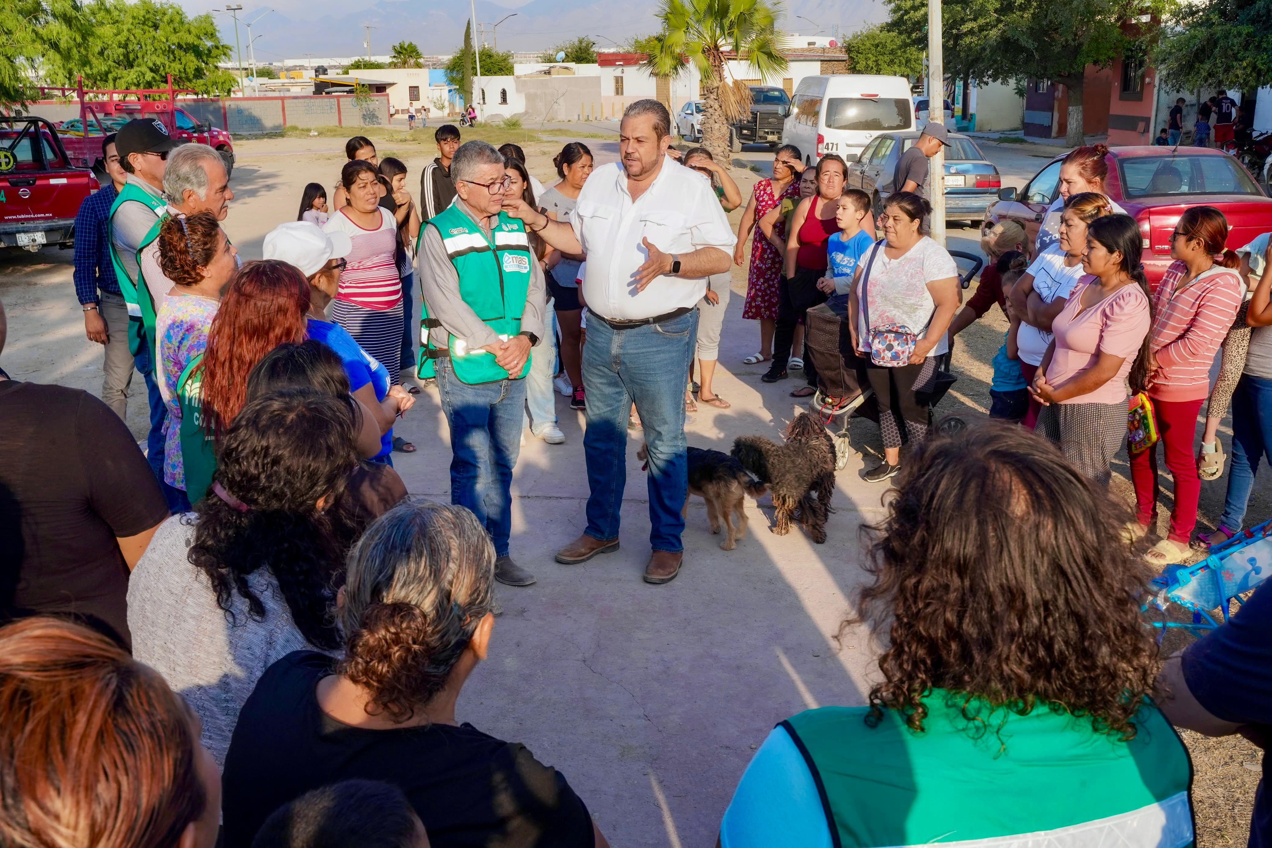 Supervisa Tomás obra de drenaje en Santa Luz Analco