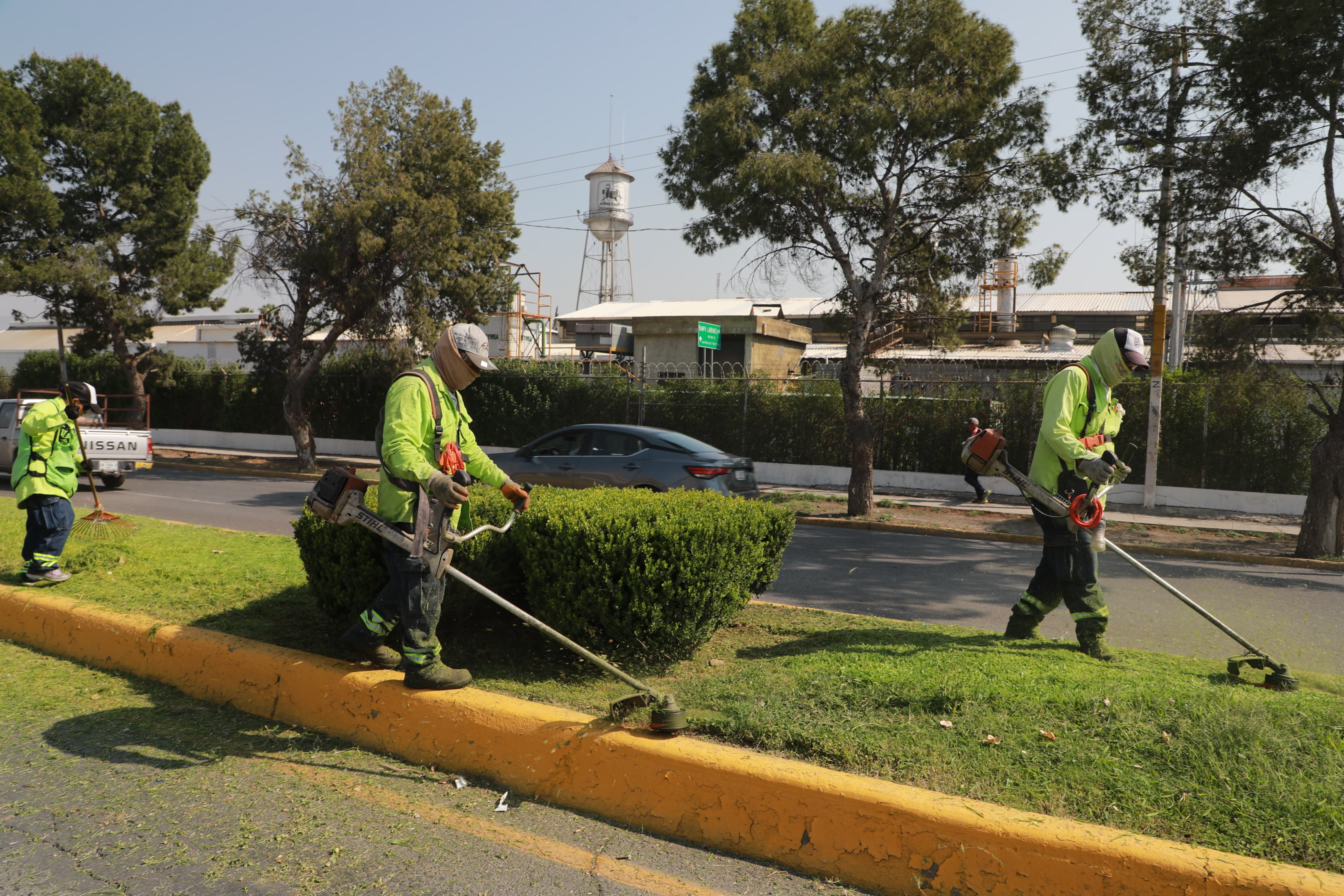 Fortalece Saltillo labores de bacheo por toda la ciudad
