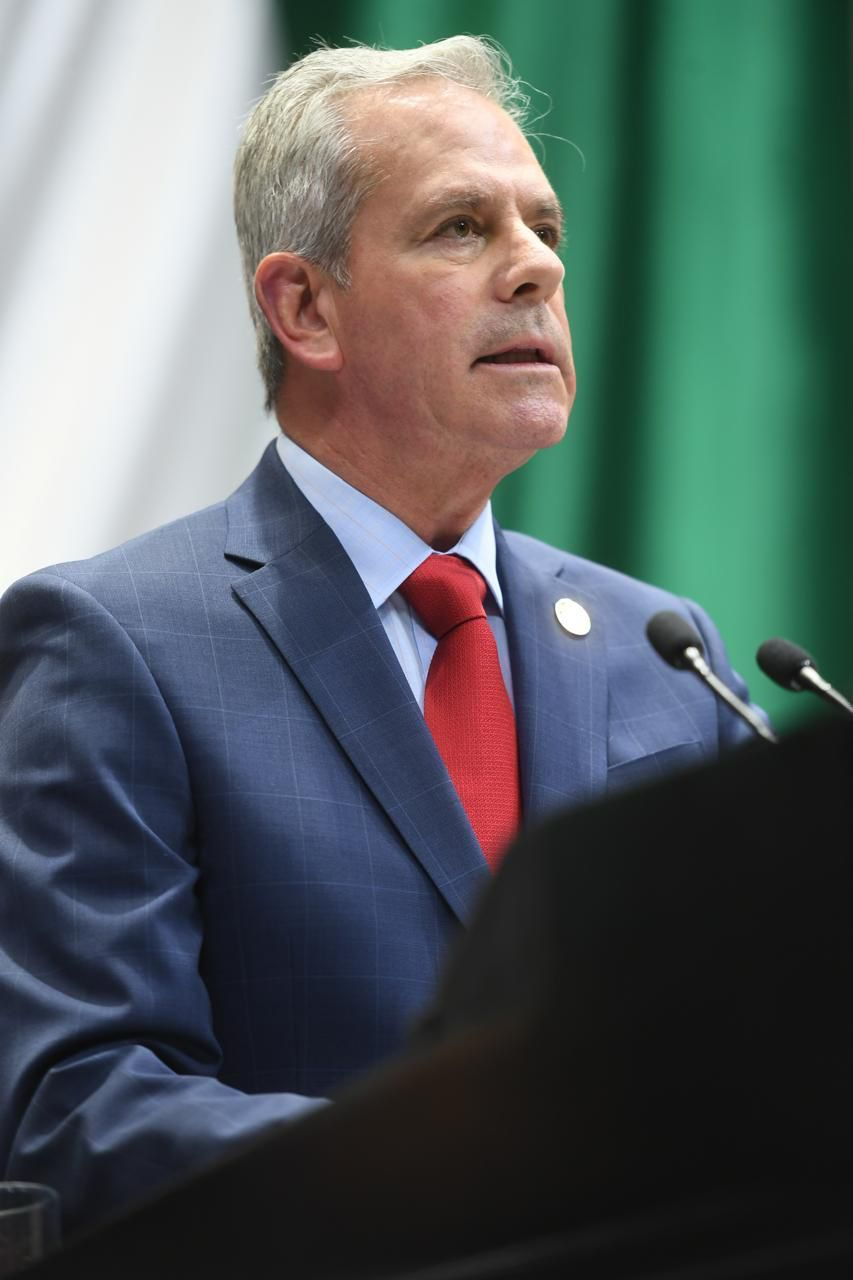 Marcelo Torres Cofiño presenta iniciativa para armonizar trabajo y estudios de jóvenes trabajadores