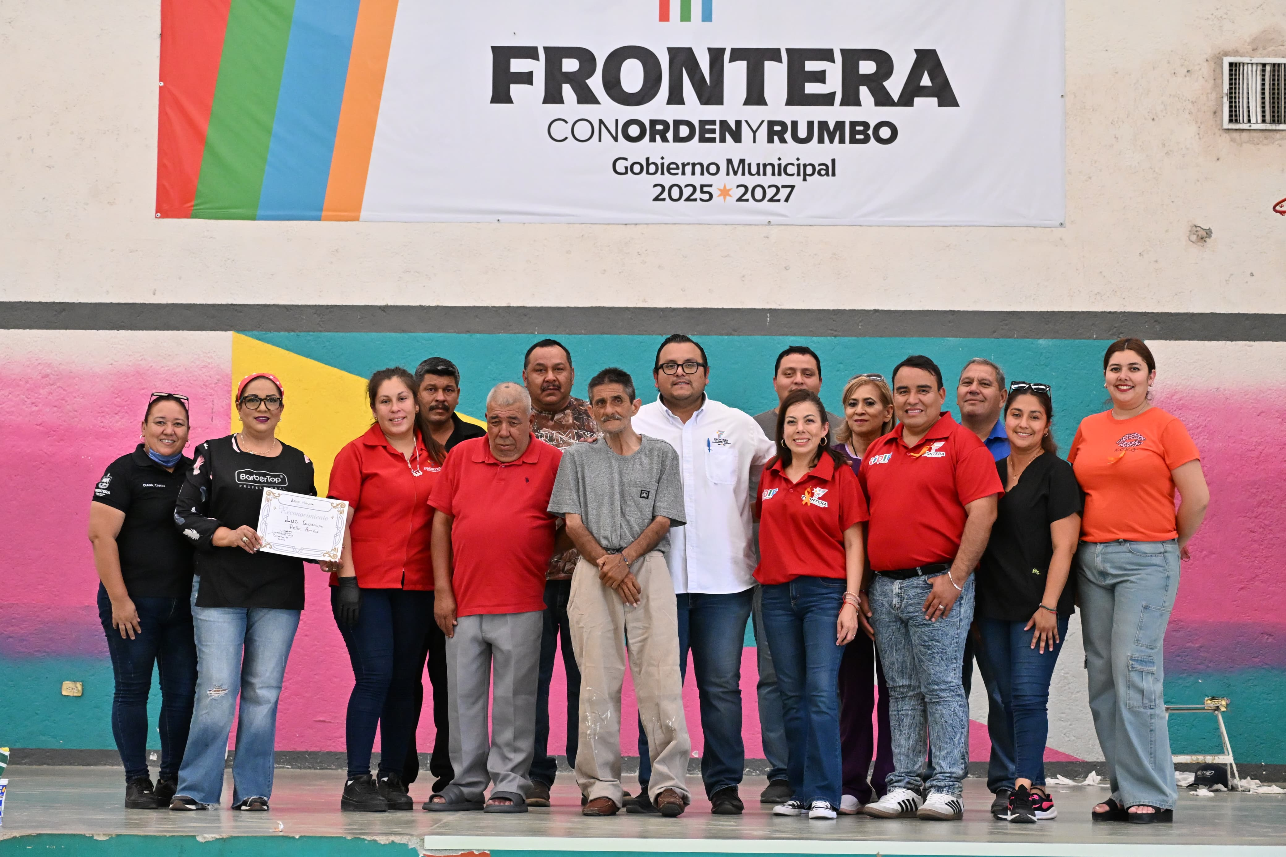 Refuerza Sari Pérez atención médica y humana para grupos vulnerables