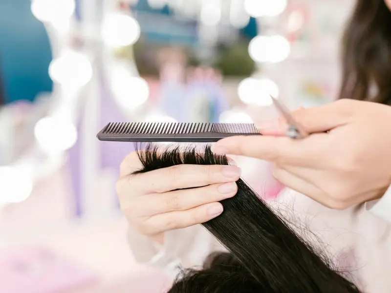 Estas son las fechas ideales para cortar o teñir tu cabello en junio 2025