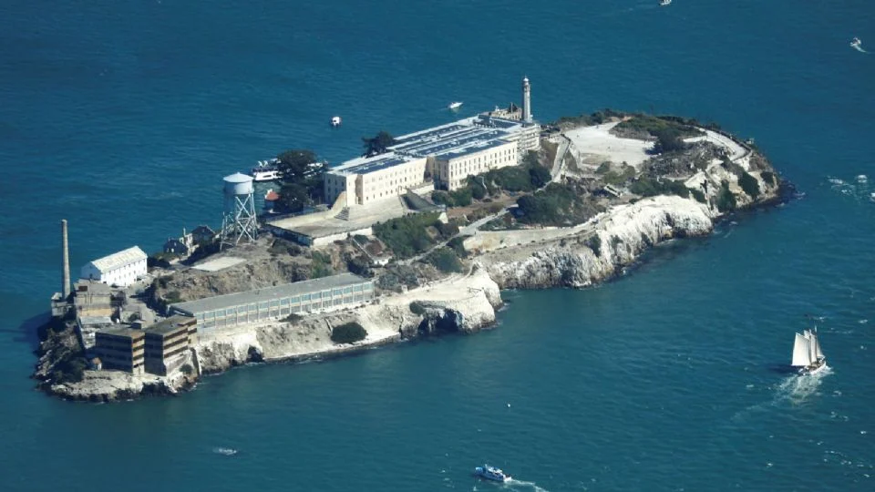 Trump ordena la reapertura de Alcatraz, la prisión de máxima seguridad que cerró hace 60 años