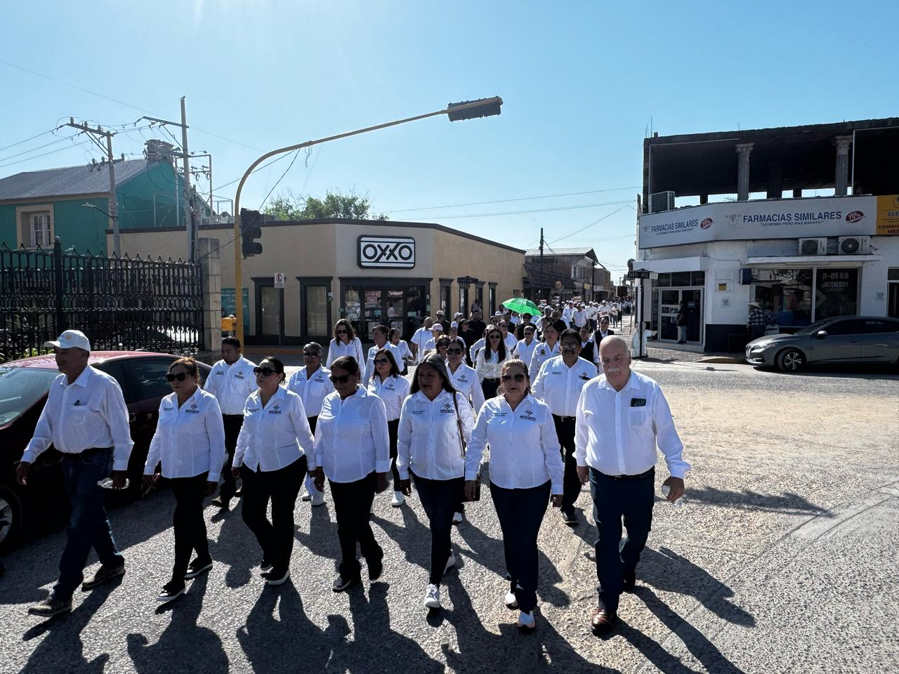 Celebran en Múzquiz el tradicional desfile por el Día del Trabajo