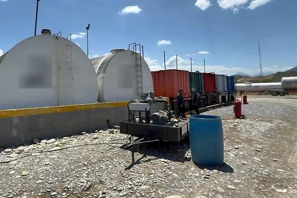 Incautan 1.2 millones de litros de combustibles en Allende, NL