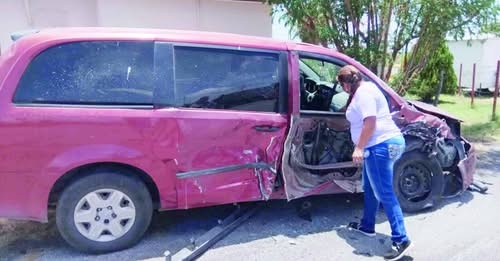Aparatoso choque en la carretera 57