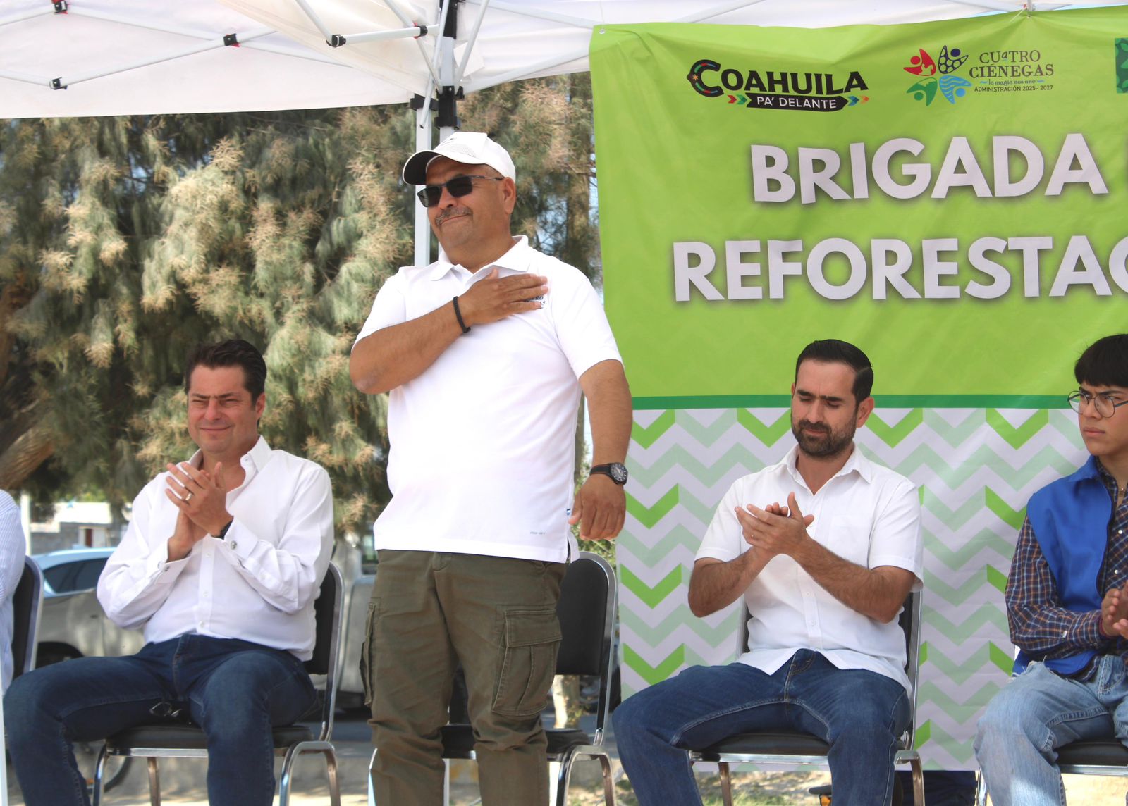 Reafirma Víctor Leija su compromiso ambiental
