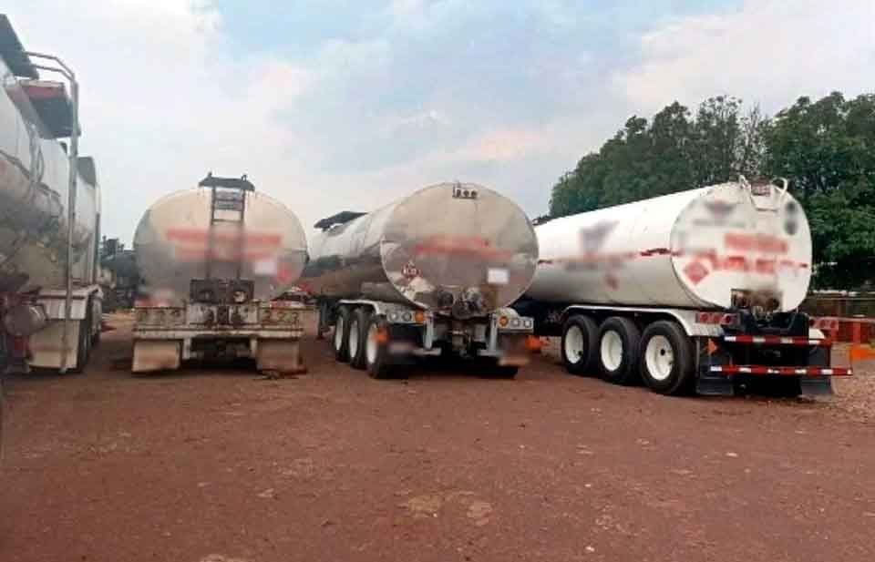 Caen 9 con 430 mil litros de huachicol en Guanajuato
