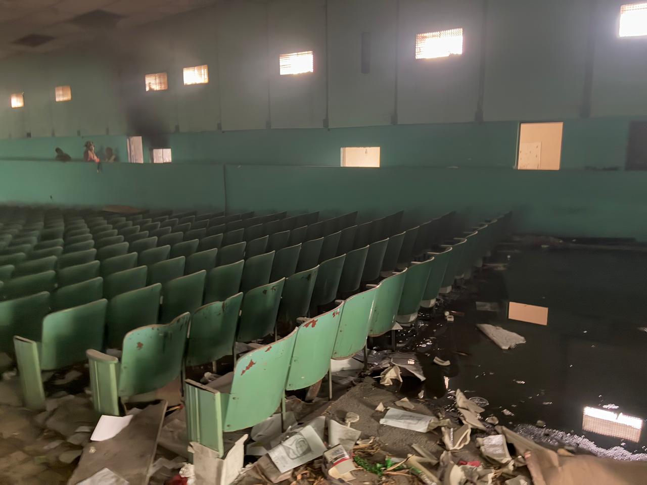 Alertan por incendio en recinto de Sección 147