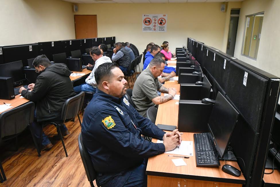 CENTRO DE EVALUACIÓN Y CONTROL DE CONFIANZA UNO DE LOS MEJORES