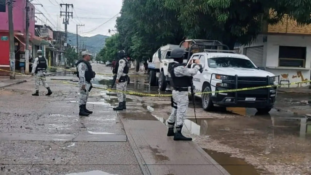 Asesinan a dos hombres en Acapulco