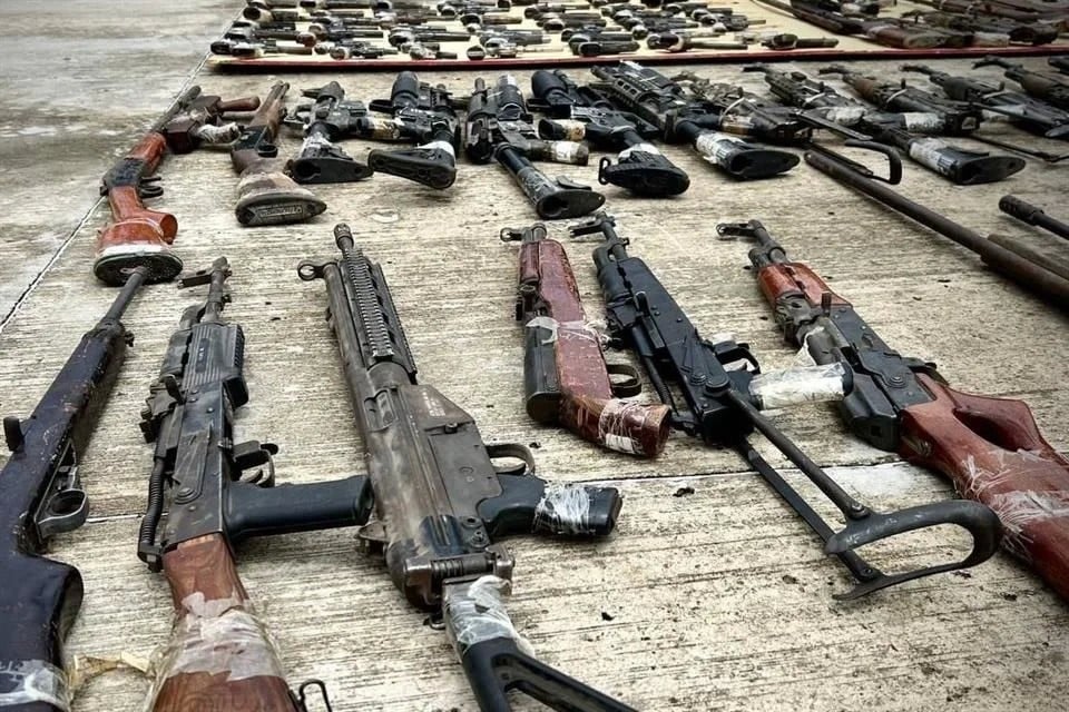 Refuerzan México y EU combate al tráfico de armas