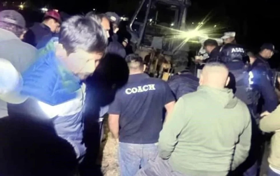 Mueren 6 en derrumbe de túnel ligado a huachicol en Edomex