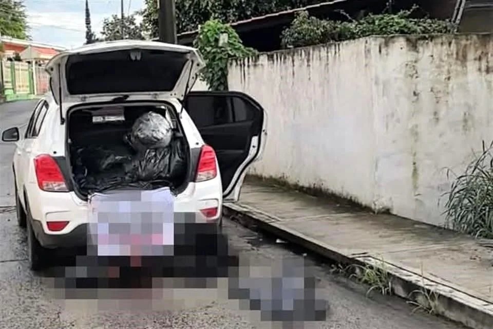 Hallan 3 cuerpos desmembrados en Cerro Azul, Veracruz