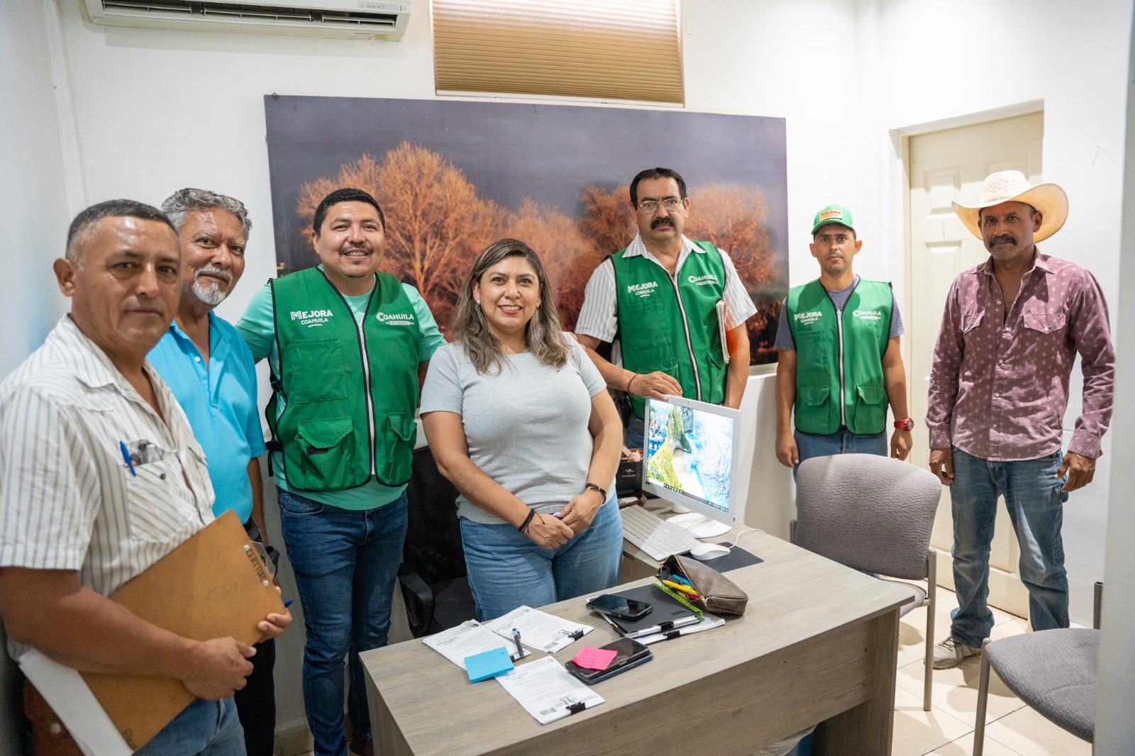 Acercan asesorías para escrituración a familias de Castaños