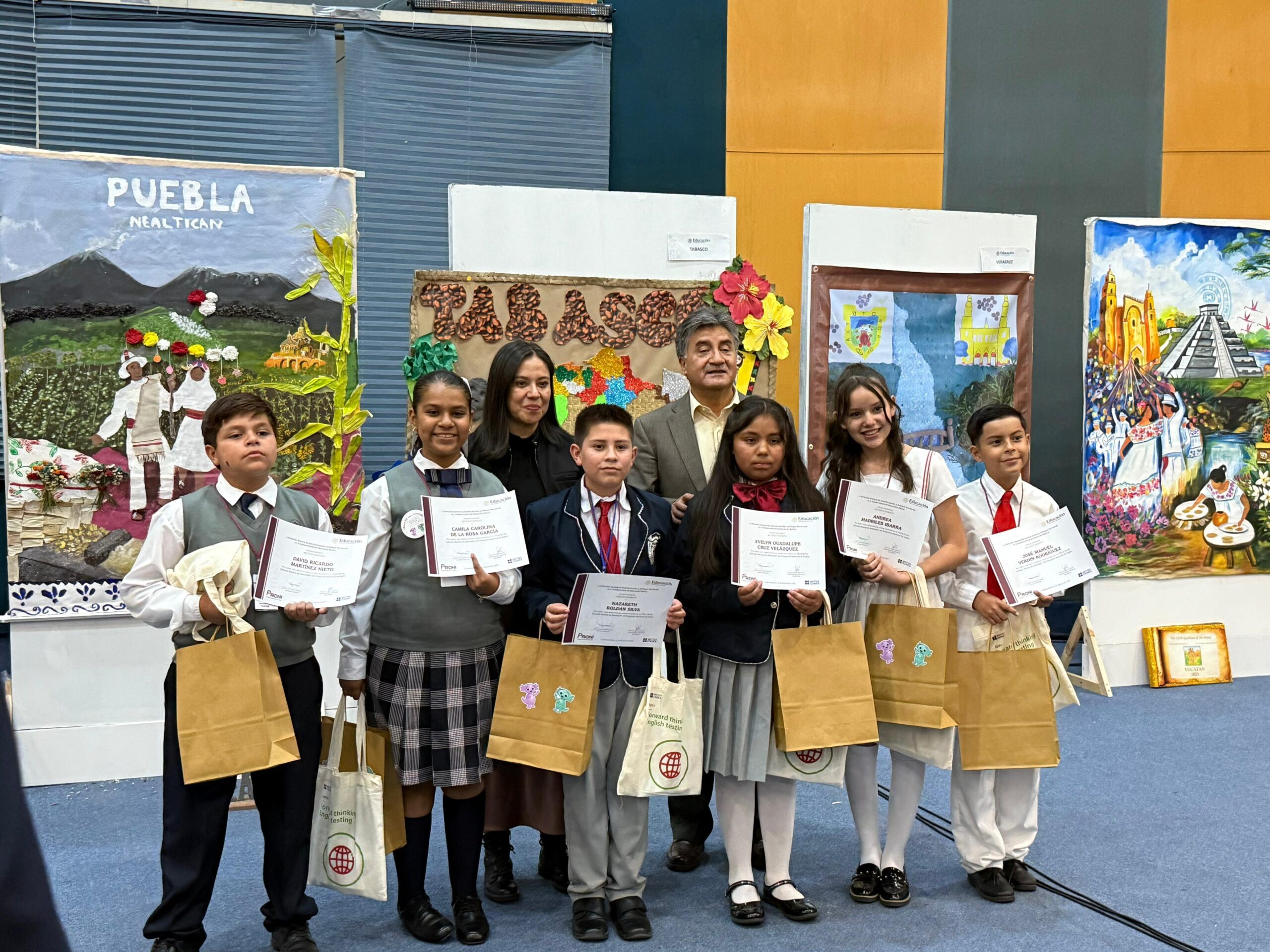 DESTACAN ALUMNOS DE COAHUILA EN CONCURSO NACIONAL DE INGLÉS