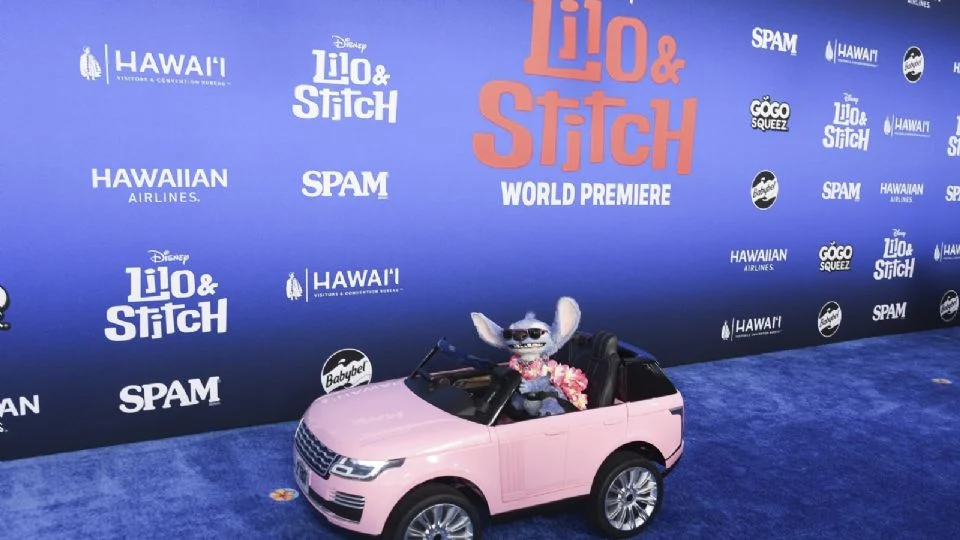 «Lilo & Stitch» suma su tercer semana seguida liderando la taquilla en EU y Canadá
