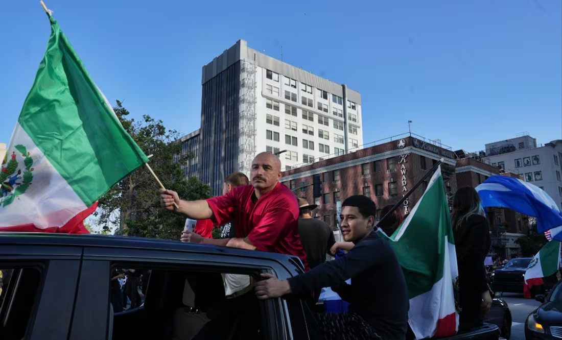 Alistan protesta en Los Ángeles contra Trump; comienzan a reunirse frente al City Hall
