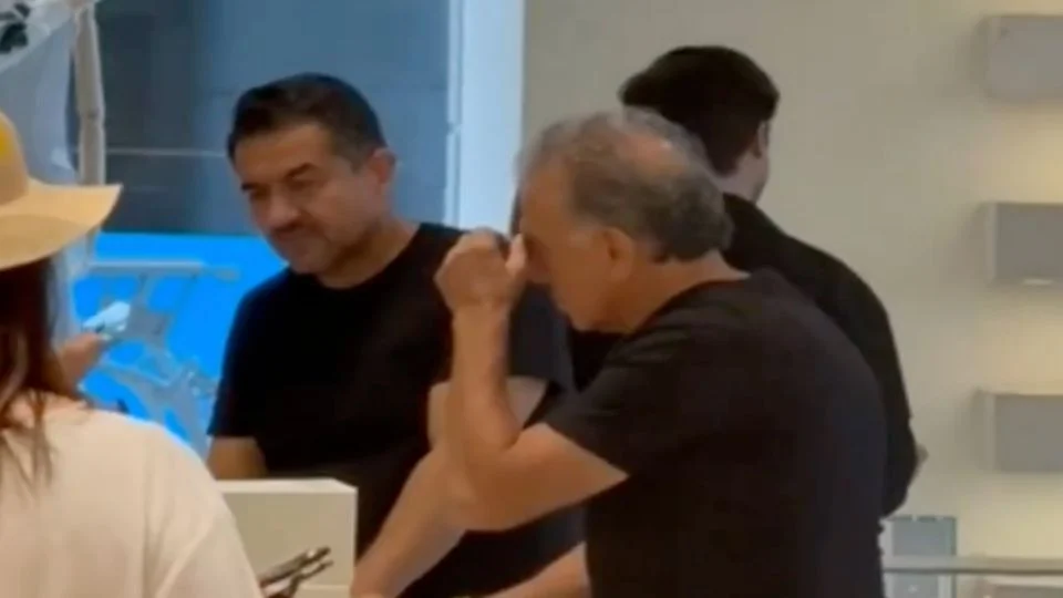 Clan de los Yunes sigue de gira en Madrid; ahora los captan en tienda de lujo