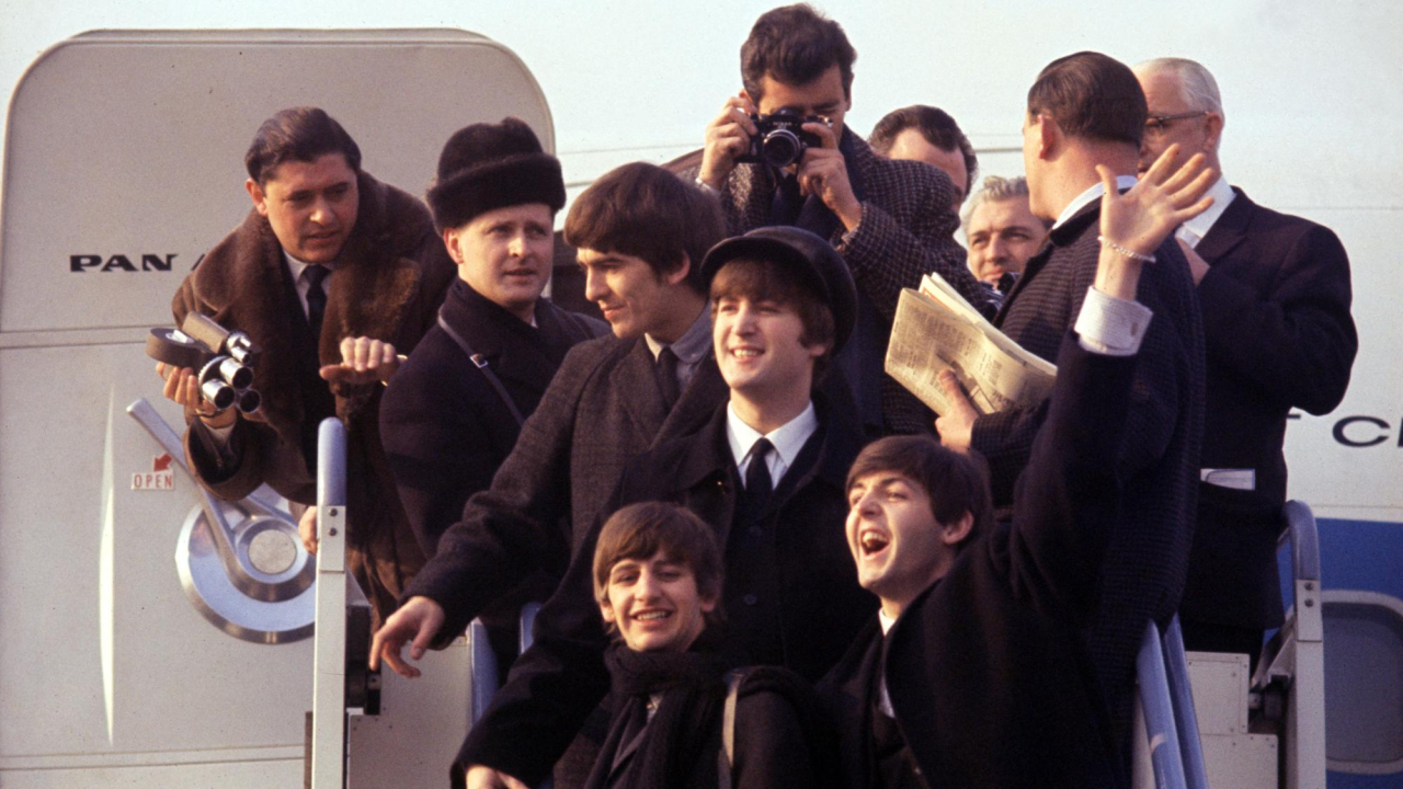 Subastan más de 400 objetos de The Beatles, Queen, Bob Dylan y otras leyendas del rock